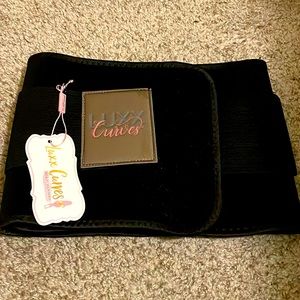 Luxx Curves Fitness Belt